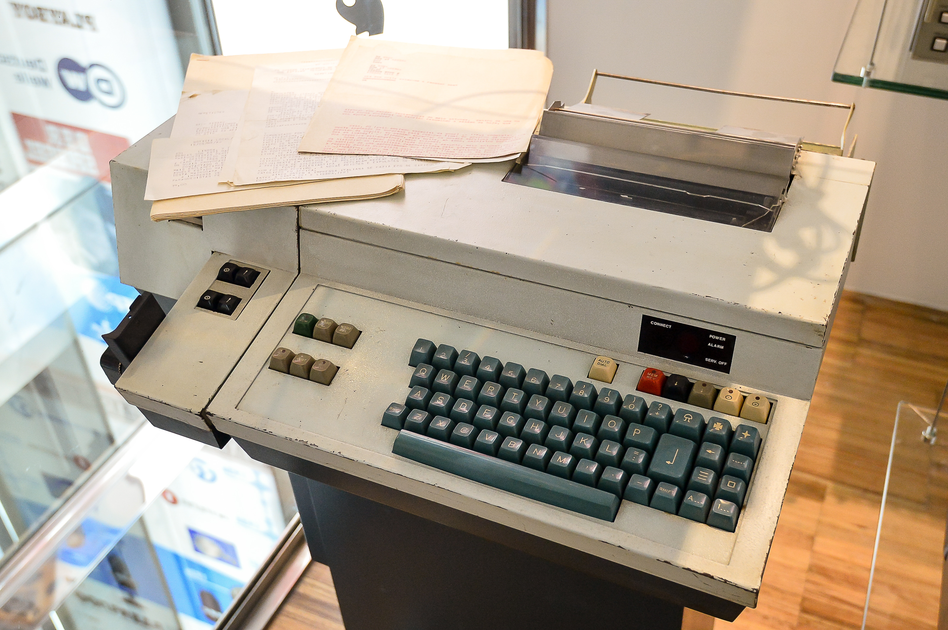 Exposição | Televisão a Preto e Branco e Agências Noticiosas