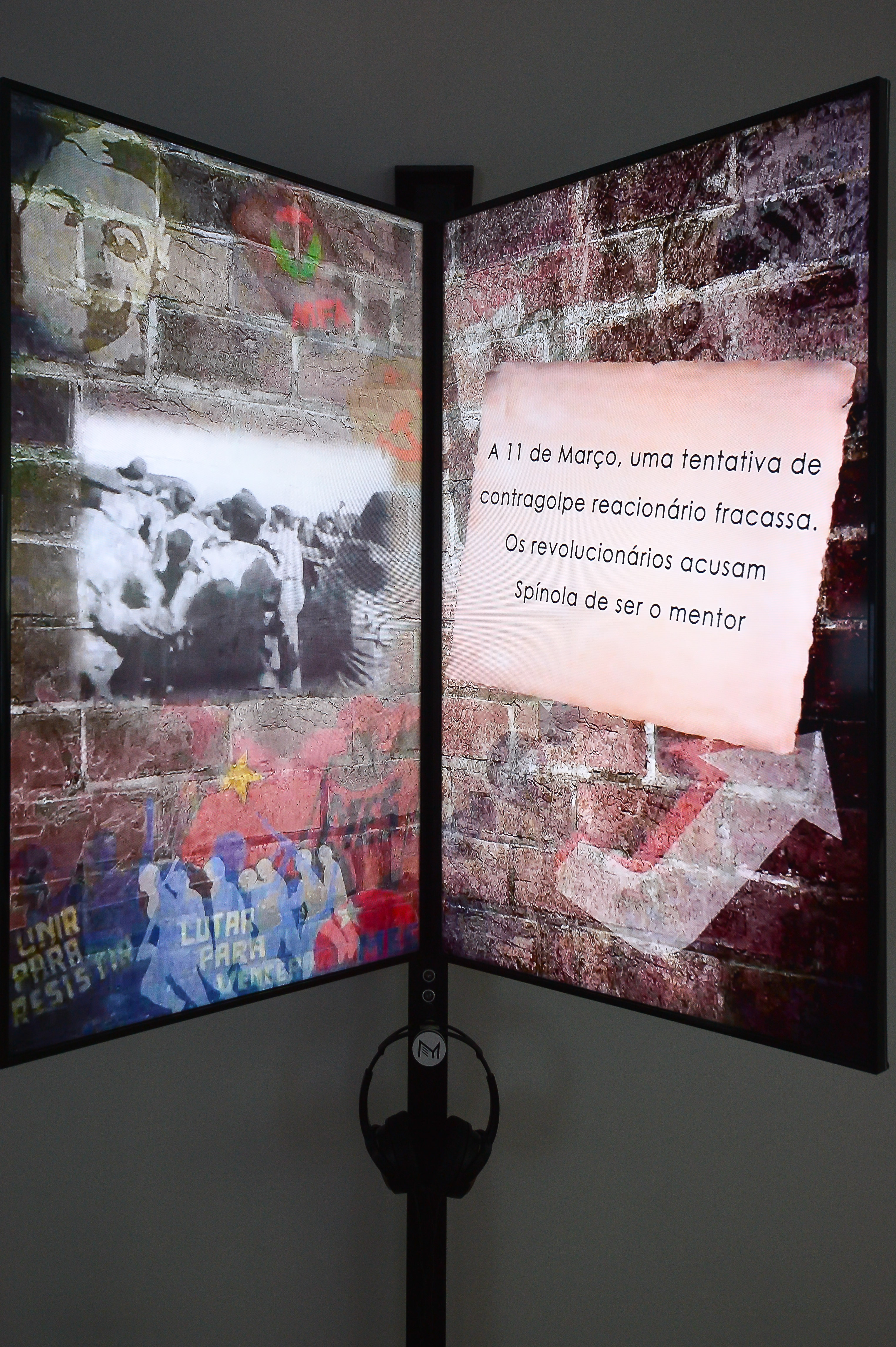 Revolucionários vs. Reacionários